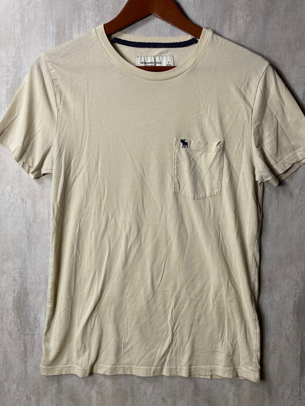 Abercrombie Fitch Beige Pocket Tee Mens Small S Vintage Style Cream T Shirt